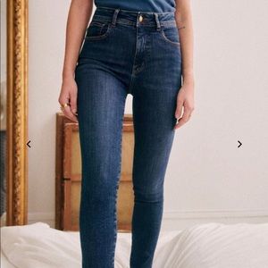 Sezane Perfect Slim Jeans in Blue Denim